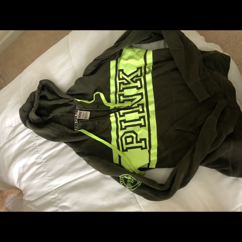 VS PINK hoodie